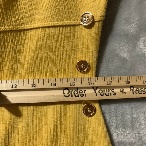 Enfocus Studio Yellow Sleeveless Sheath Dress Size 12 Flared Bottom Gold Buttons - Picture 14 of 15